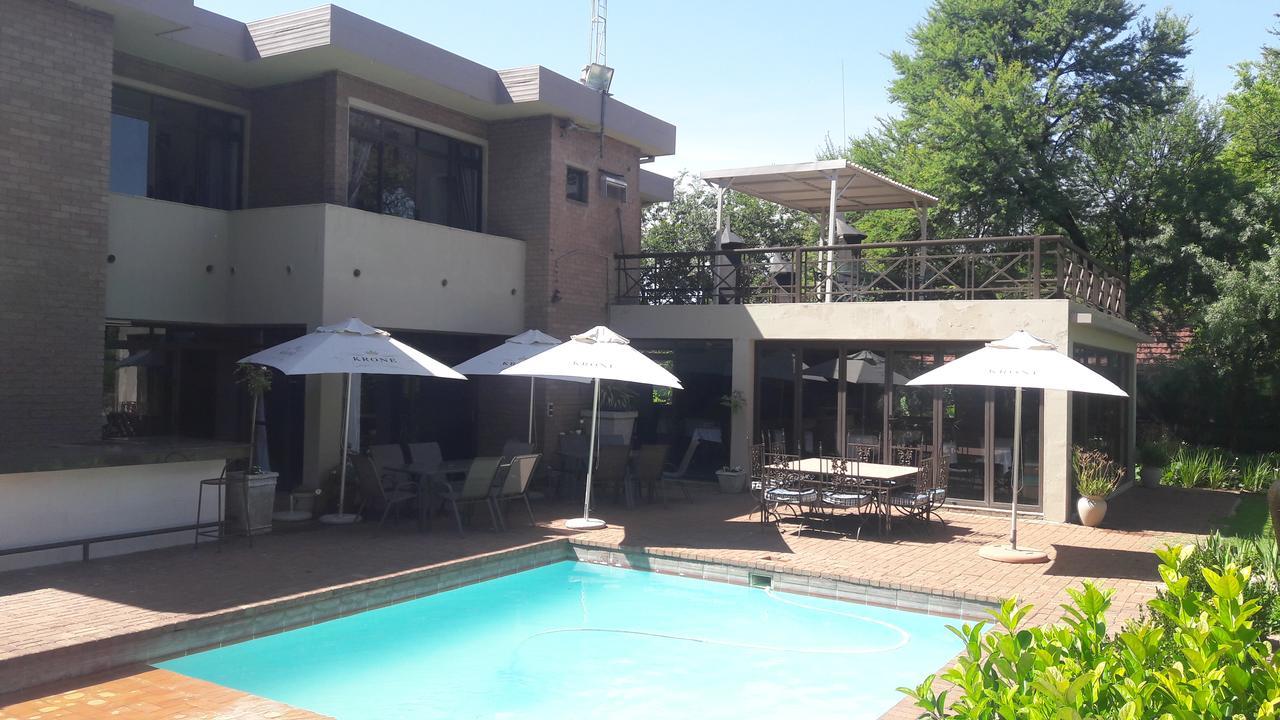 Willow Banks Lodge Parys Bagian luar foto